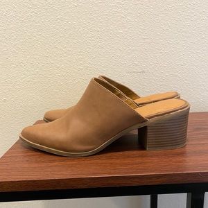 madden girl Tan/Camel Pointed Toe Mule Heels